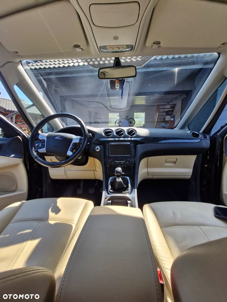 Ford Galaxy 2.0 TDCi Platinium X (Ghia) - 16