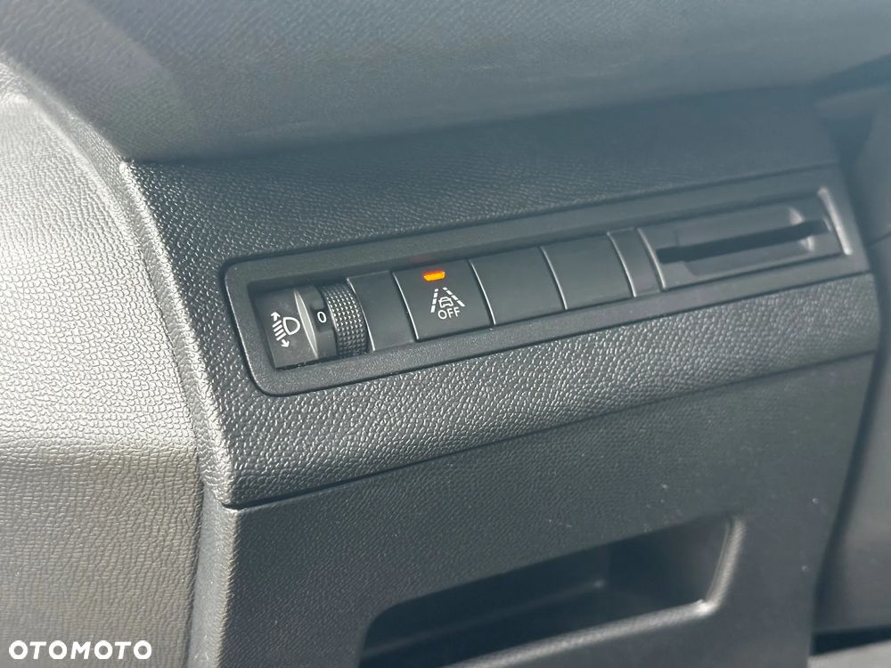 Peugeot 3008 PureTech 130 Stop & Start GPF EAT8 Active Pack - 25