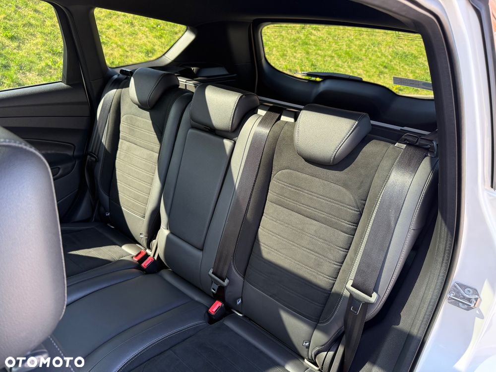 Ford Kuga 2.0 TDCi AWD ST-Line Black - 12