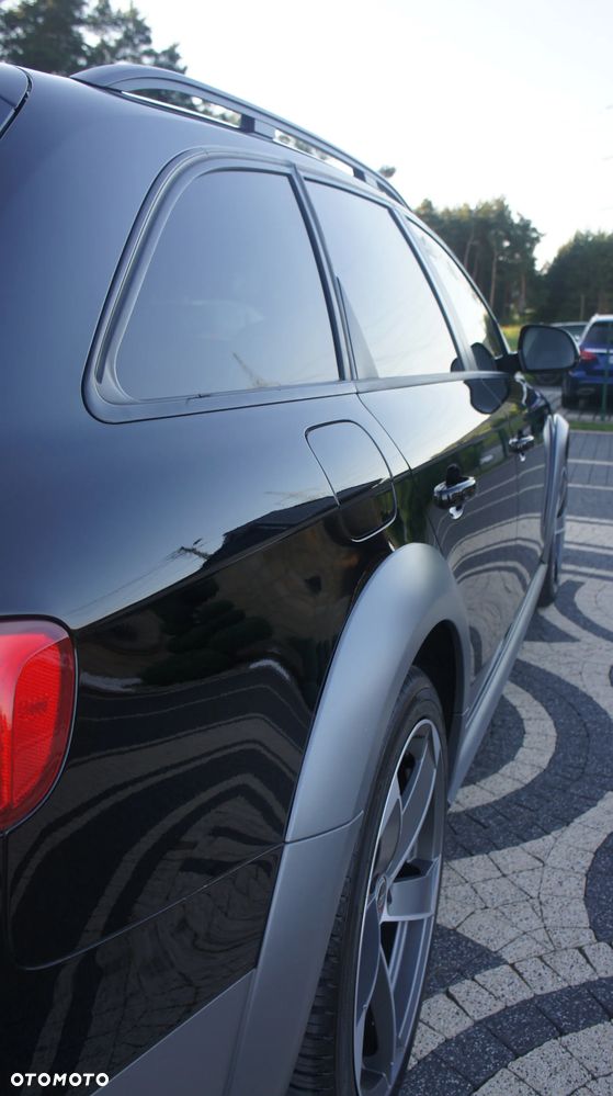Audi A4 Allroad - 12
