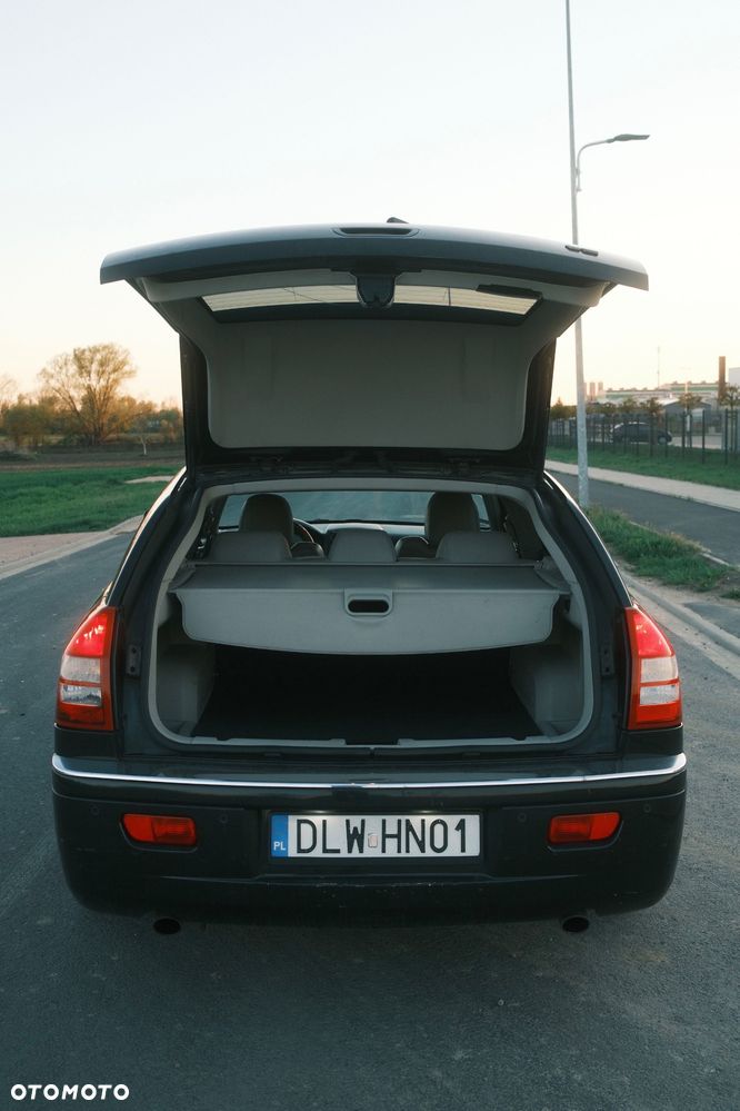 Chrysler 300C 3.0 V6 CRD - 11