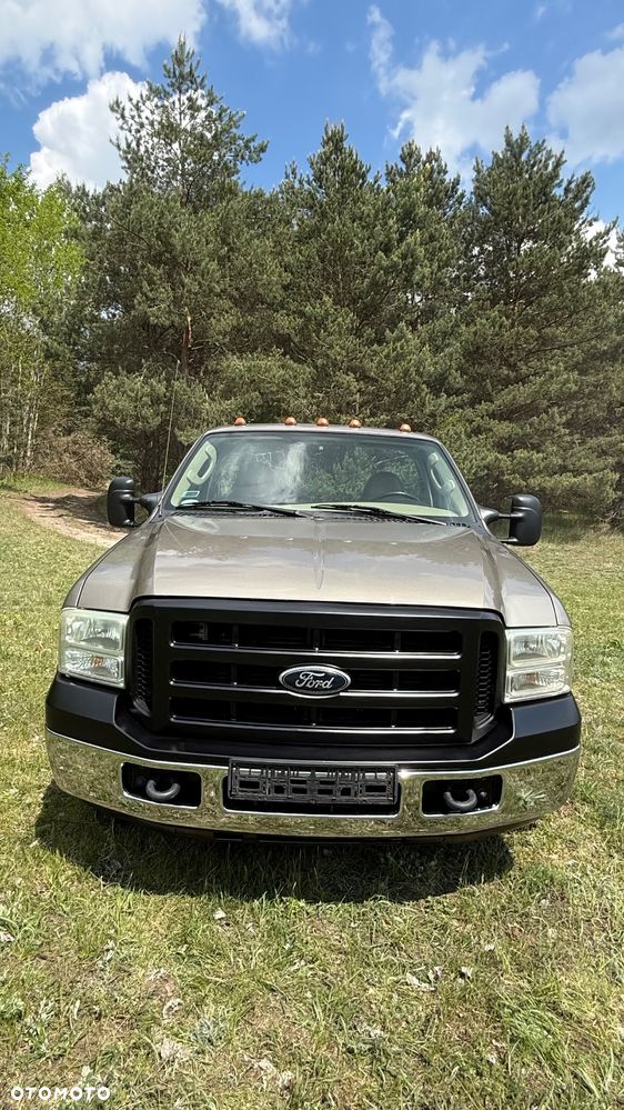 Ford Inny - 2