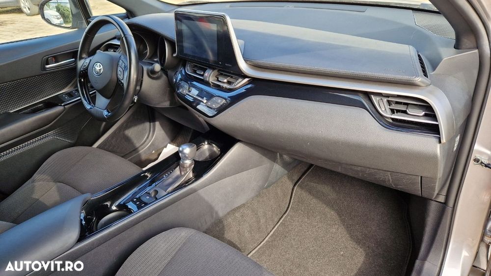 Toyota C-HR 1.8 HSD 122 CP 4x2 CVT Style - 18