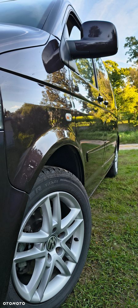 Volkswagen Multivan - 15