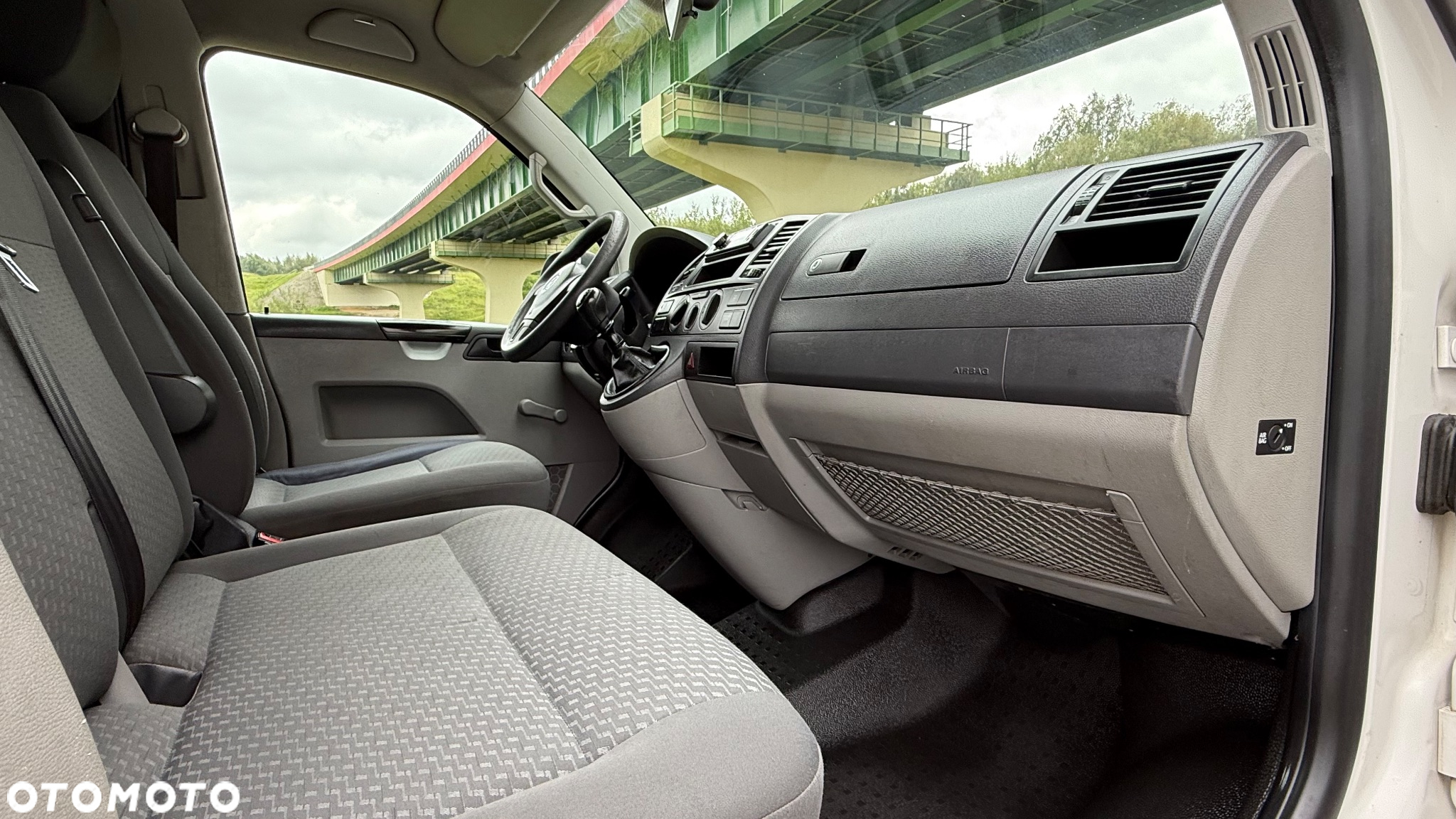Volkswagen Transporter - 14