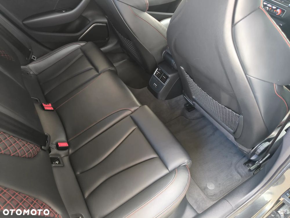 Audi RS3 Limousine 2.5 TFSI Quattro S tronic - 34