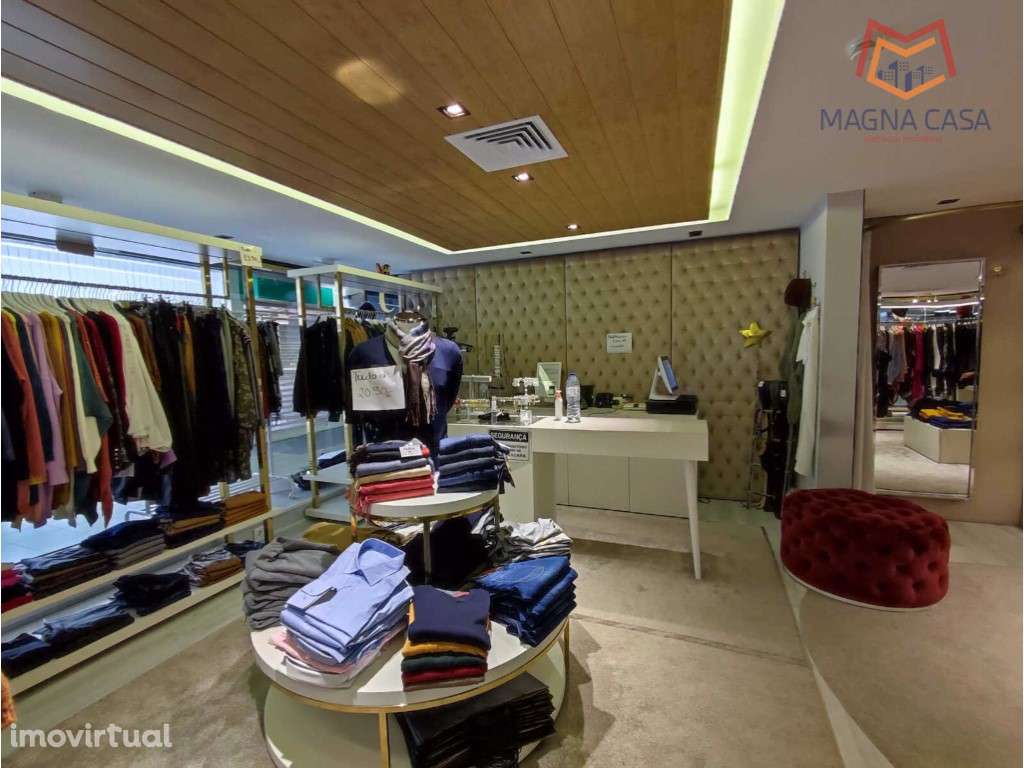 Loja no Centro Comercial das Palmeiras em Oeiras - Grande imagem: 3/21