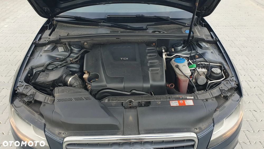 Audi A4 Avant - 11