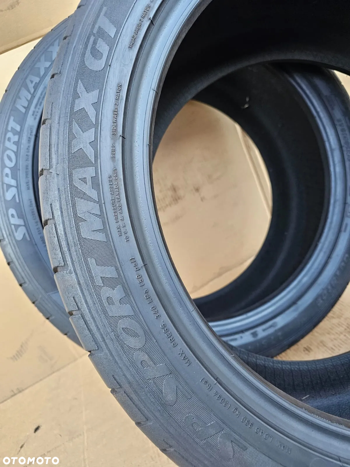 (O89) 275/40R20 106W 6,2mm 16r XL RSC / Dunlop SP Sport Maxx GT - 7