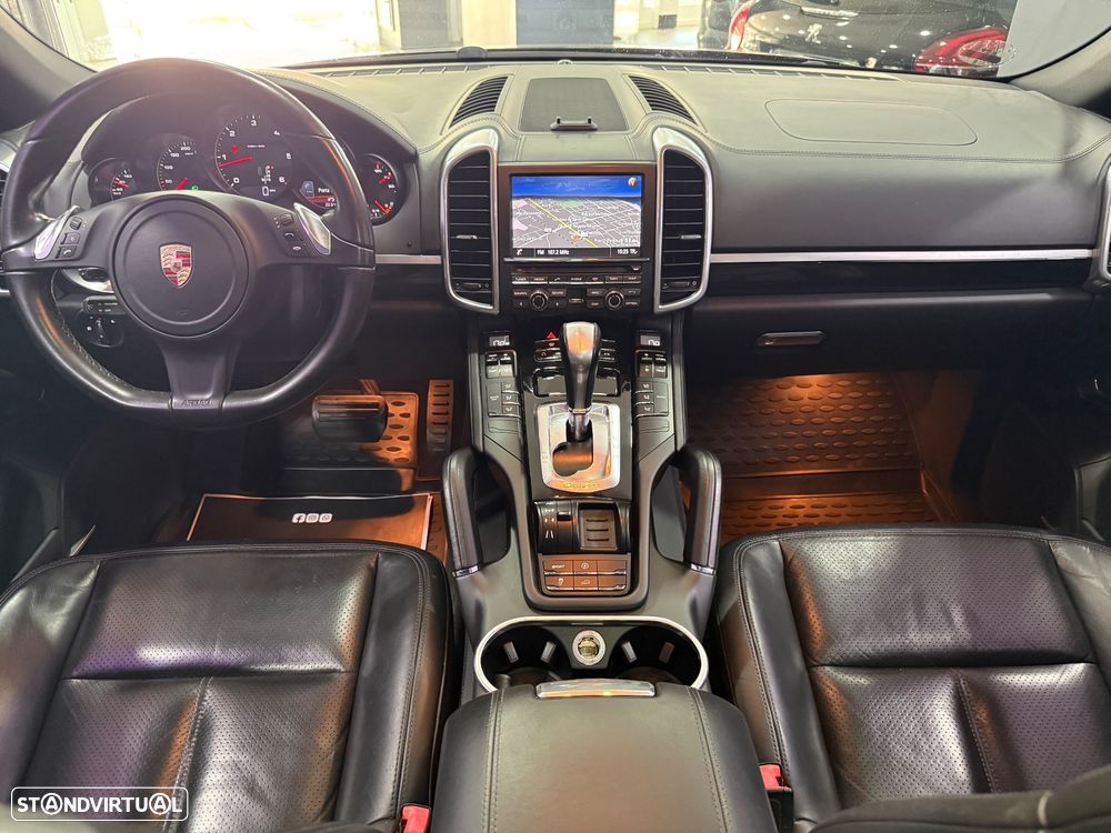 Porsche Cayenne Diesel Tiptronic S - 14