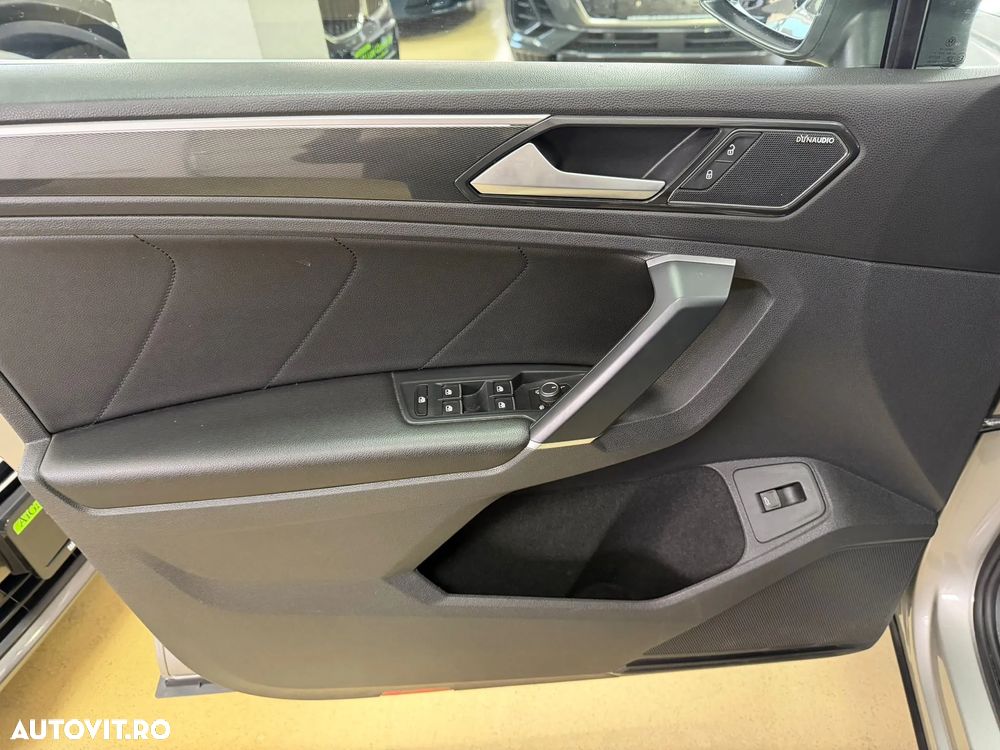 Volkswagen Tiguan 2.0 TDI SCR 4MOTION (BlueMotion Techn.) DSG Sound - 14