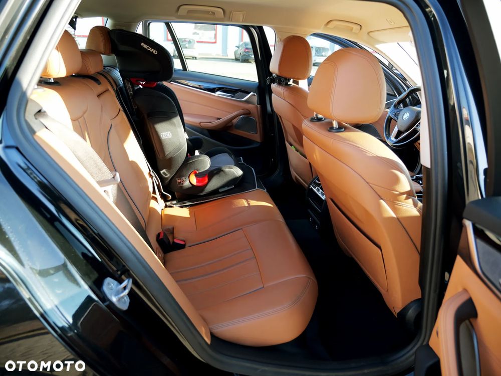BMW Seria 5 520d xDrive Sport Line sport - 24