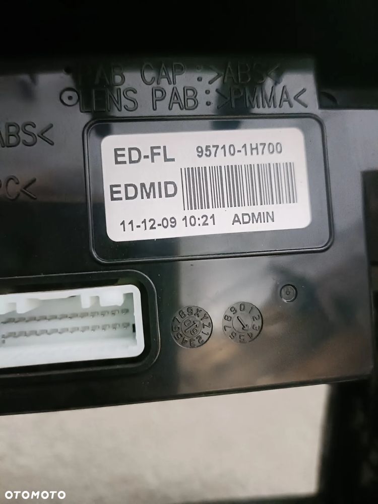 KIA CEED I 06-12 r. WYŚWIETLACZ ZEGAREK + ramka obudowa kratki nawiewu  + - 9