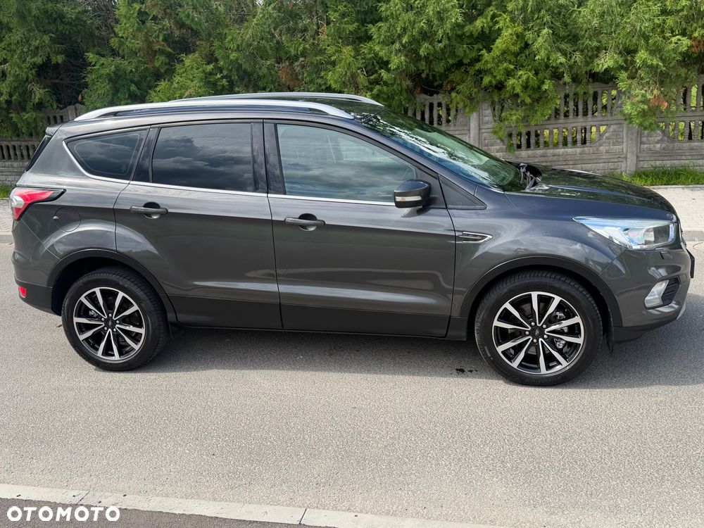 Ford Kuga 1.5 TDCi FWD Titanium - 11