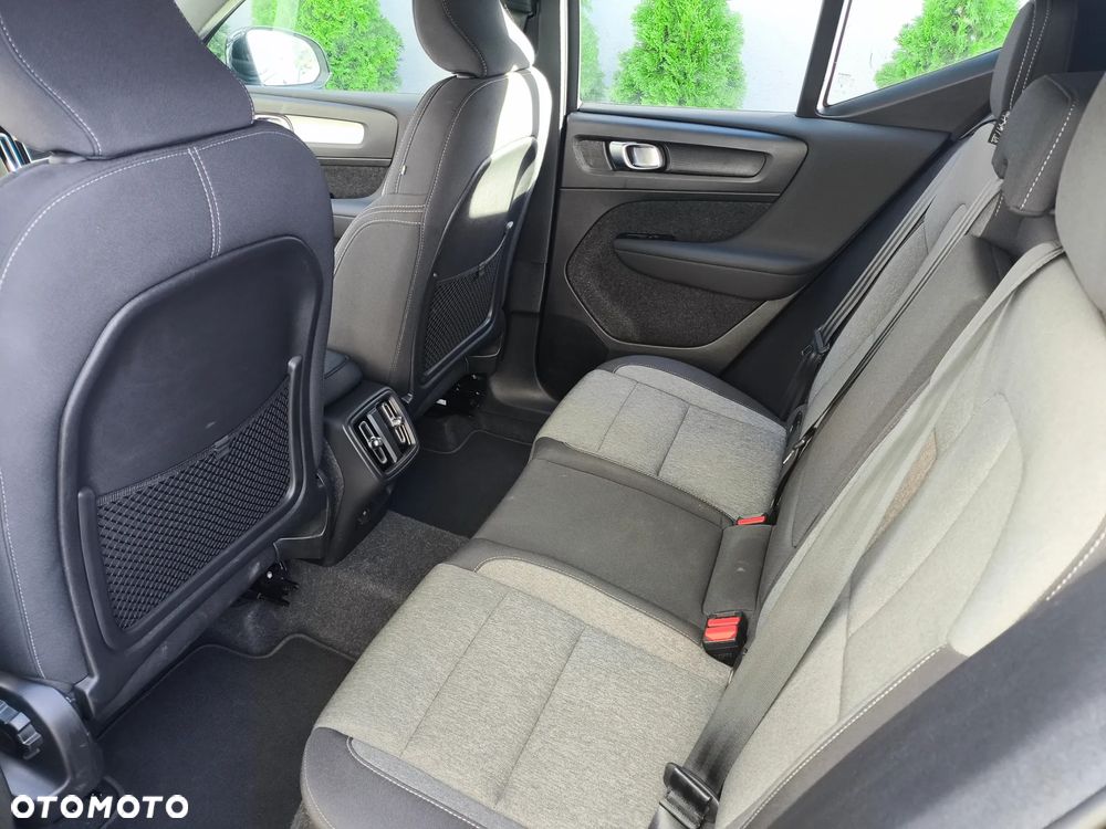Volvo XC 40 T2 Core - 28