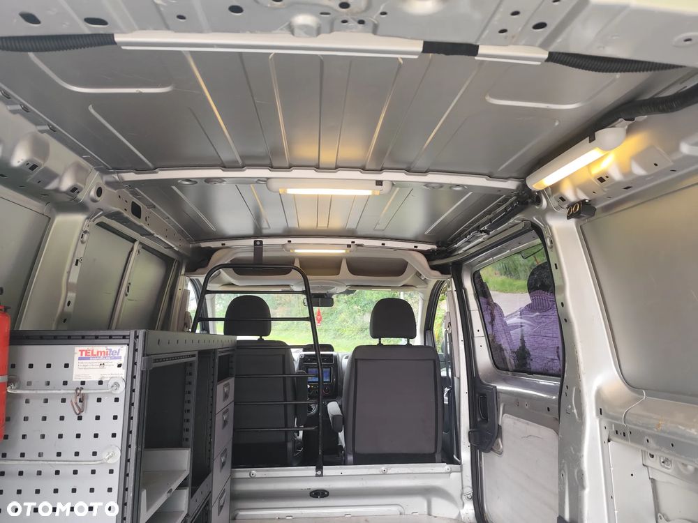 Peugeot EXPERT SCUDO JUMPY - 37