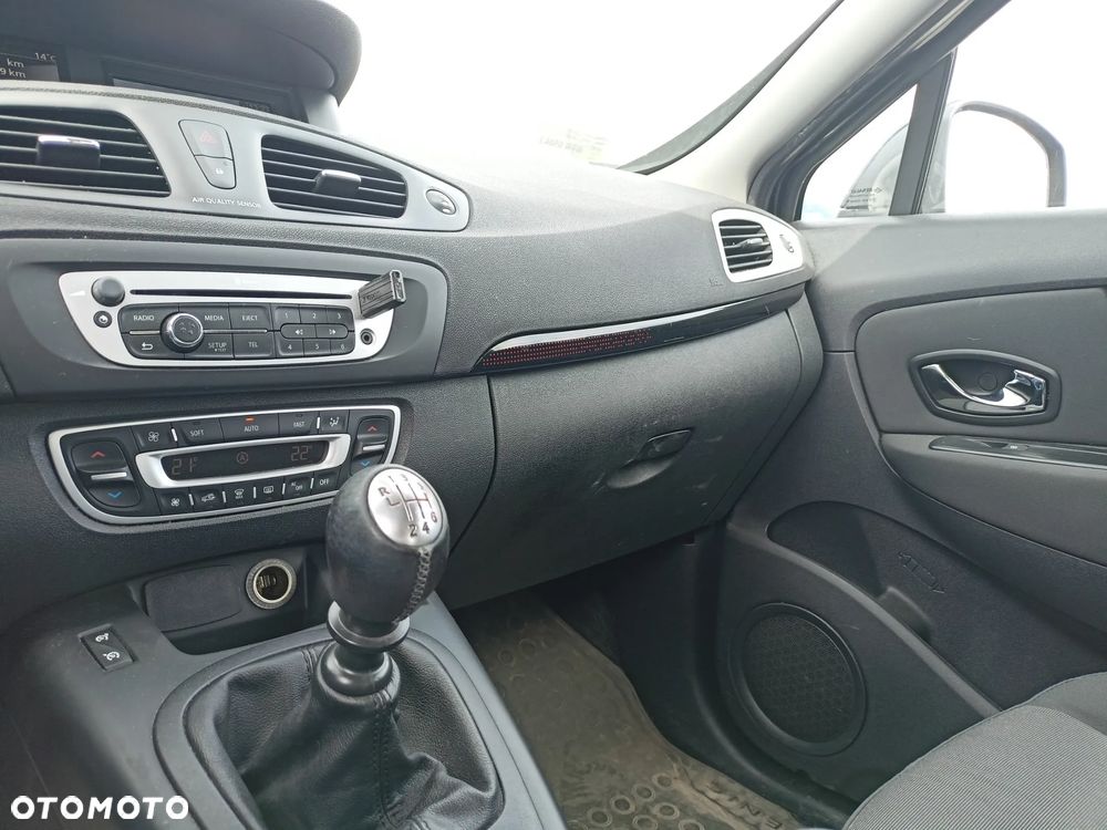 Renault Scenic - 13