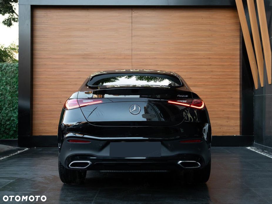 Mercedes-Benz GLC - 4