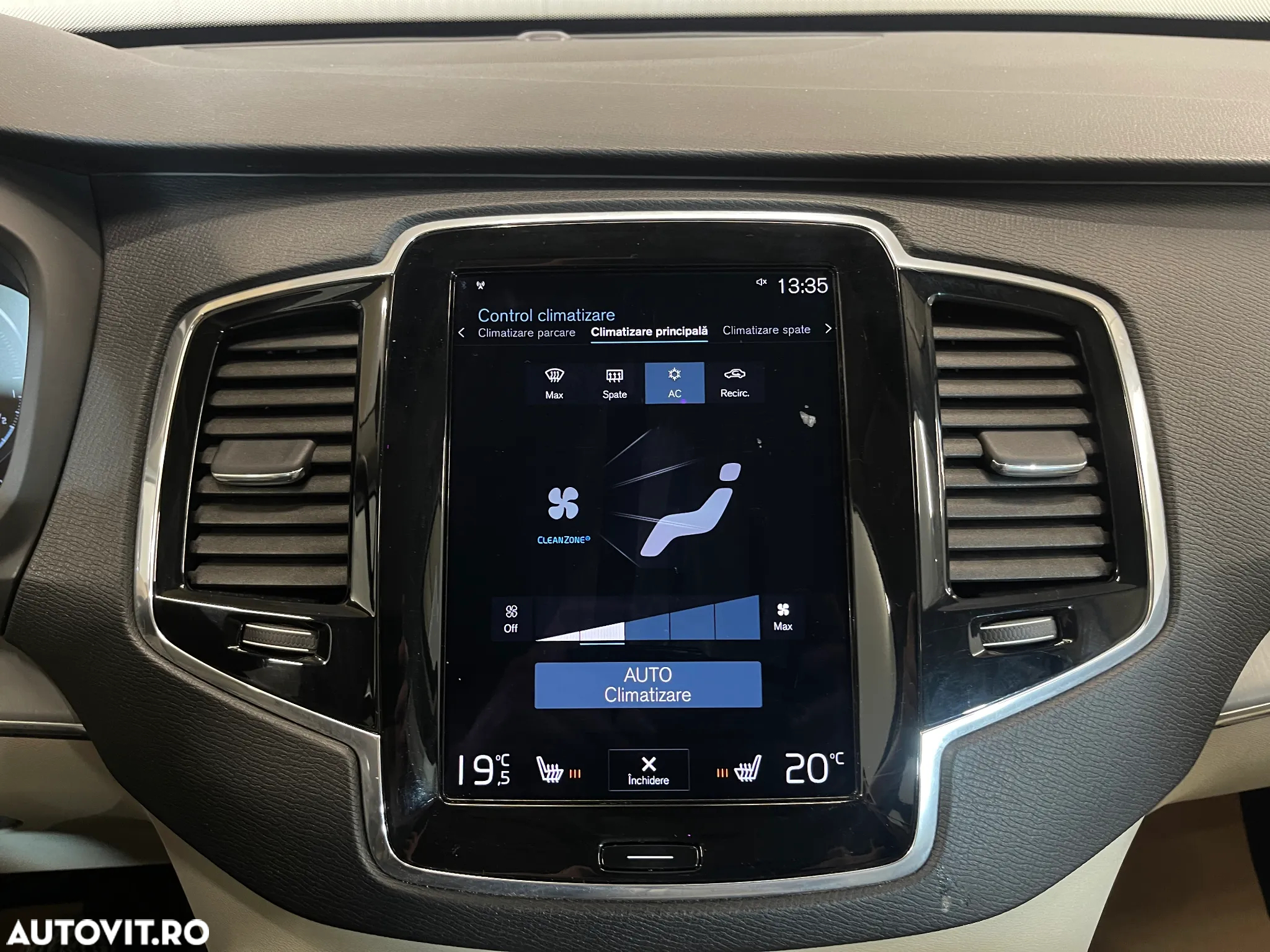 Volvo XC 90 T8 eAWD Momentum Pro - 19
