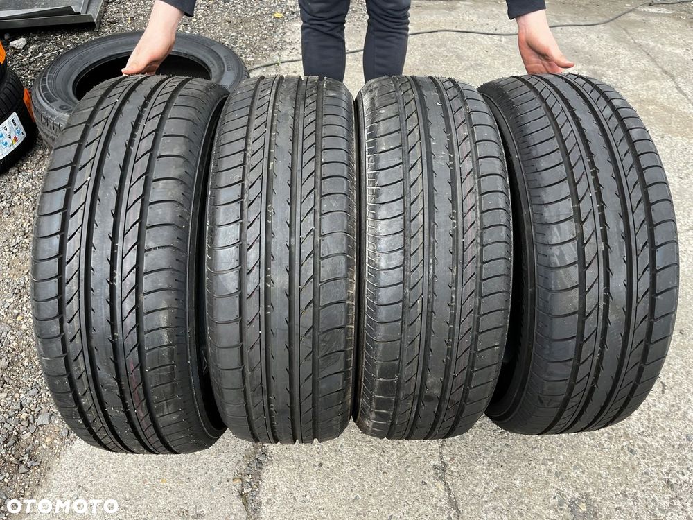 Opony Letnie YOKOHAMA BluEarth E70 225/60 R17 99H - 1