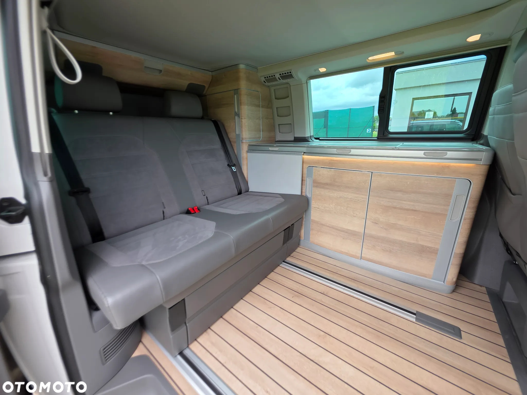Volkswagen California - 23