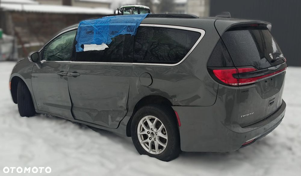 Chrysler Pacifica - 19