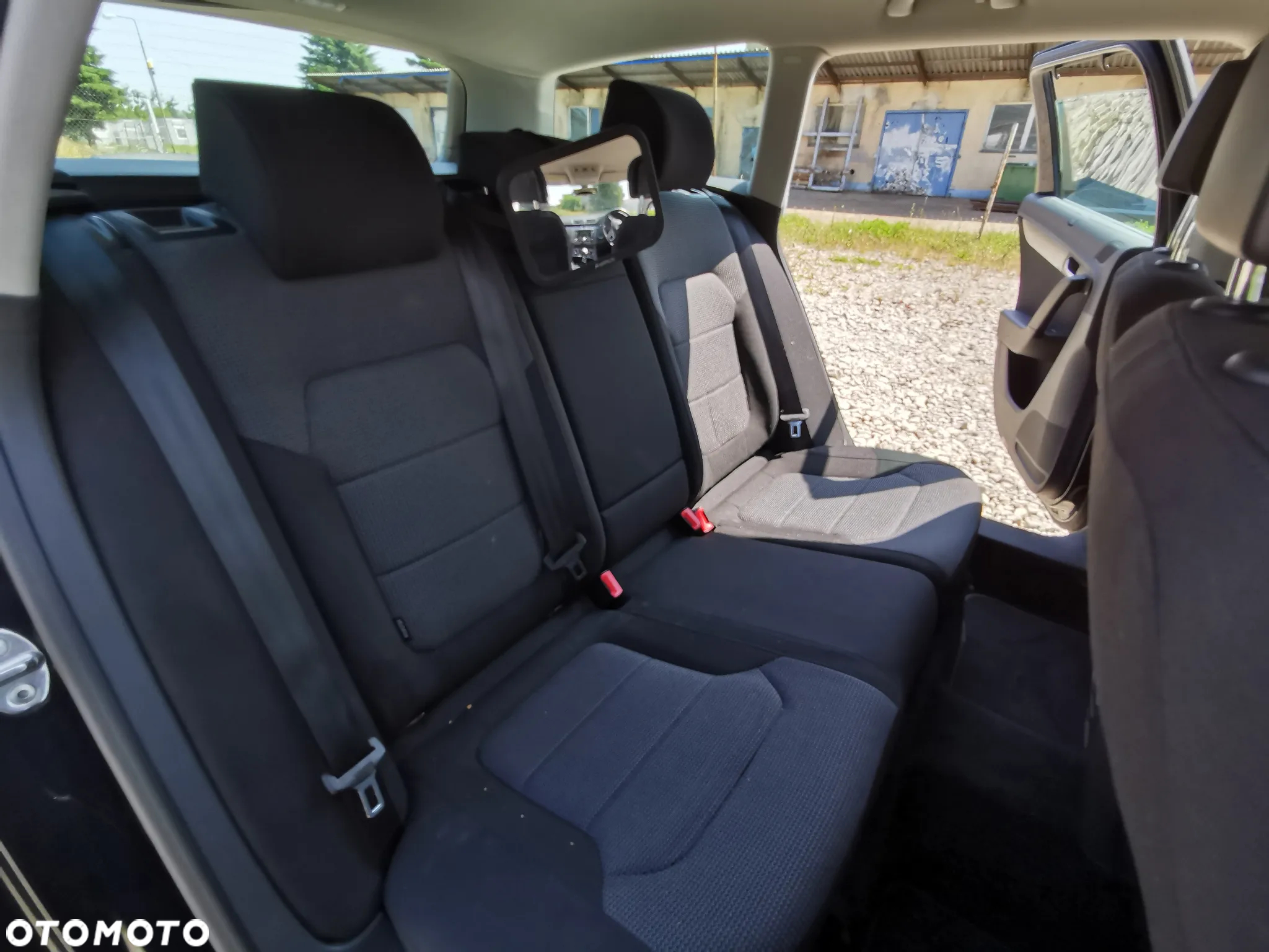 Volkswagen Passat 2.0 TDI Comfortline - 15