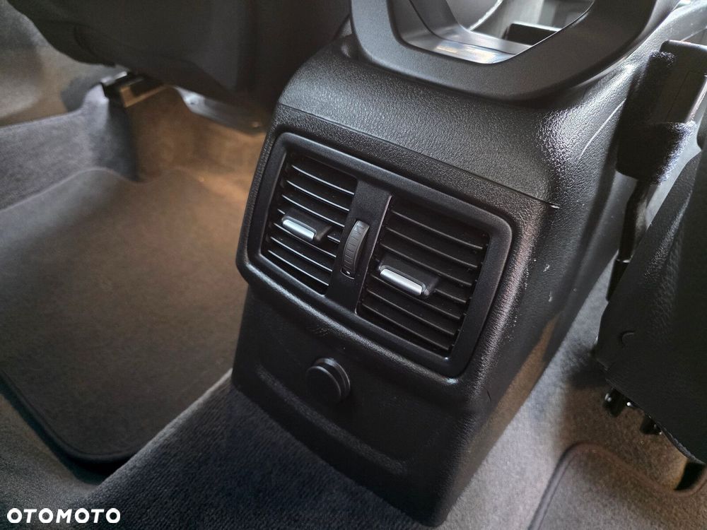 BMW X1 - 16