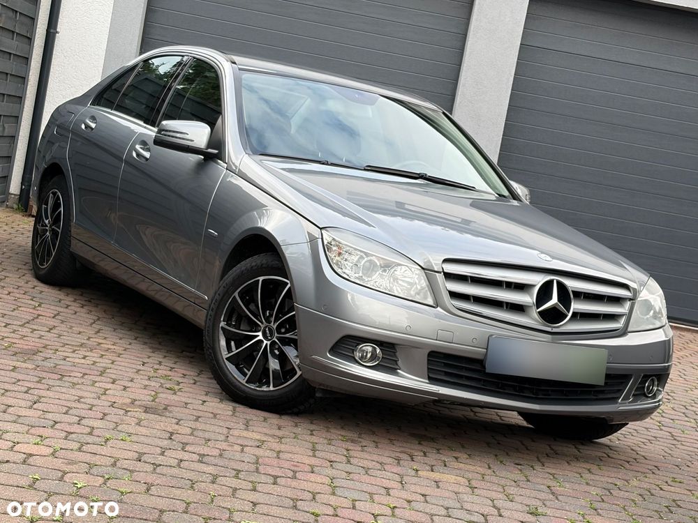 Mercedes-Benz Klasa C 180 Kompressor BlueEFFICIENCY Elegance - 8