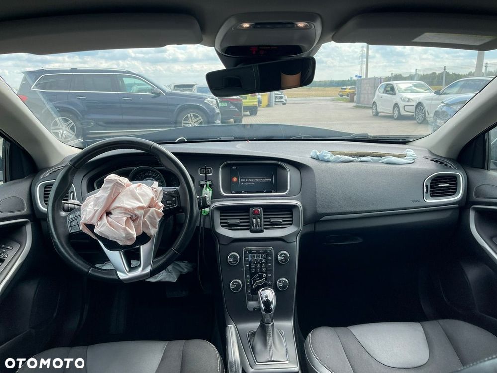 Volvo V40 D3 Geartronic Momentum - 10