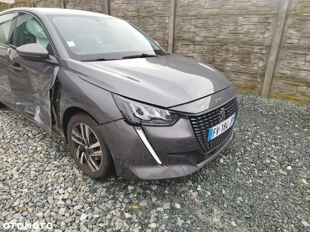 Peugeot 208 PureTech 100 EAT8 Allure - 8