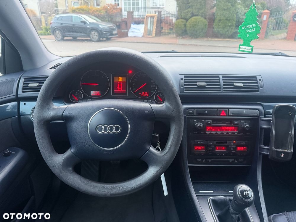 Audi A4 Avant 1.9 TDI - 9