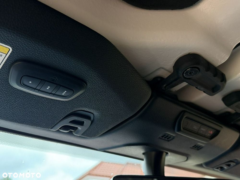 Jeep Wrangler - 31