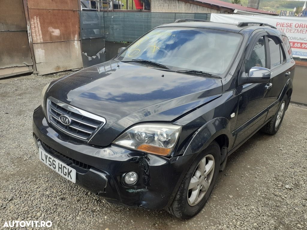 Dezmembrari dezmembrez  Kia Sorento 2.5 D, 2.5 Diesel - 1
