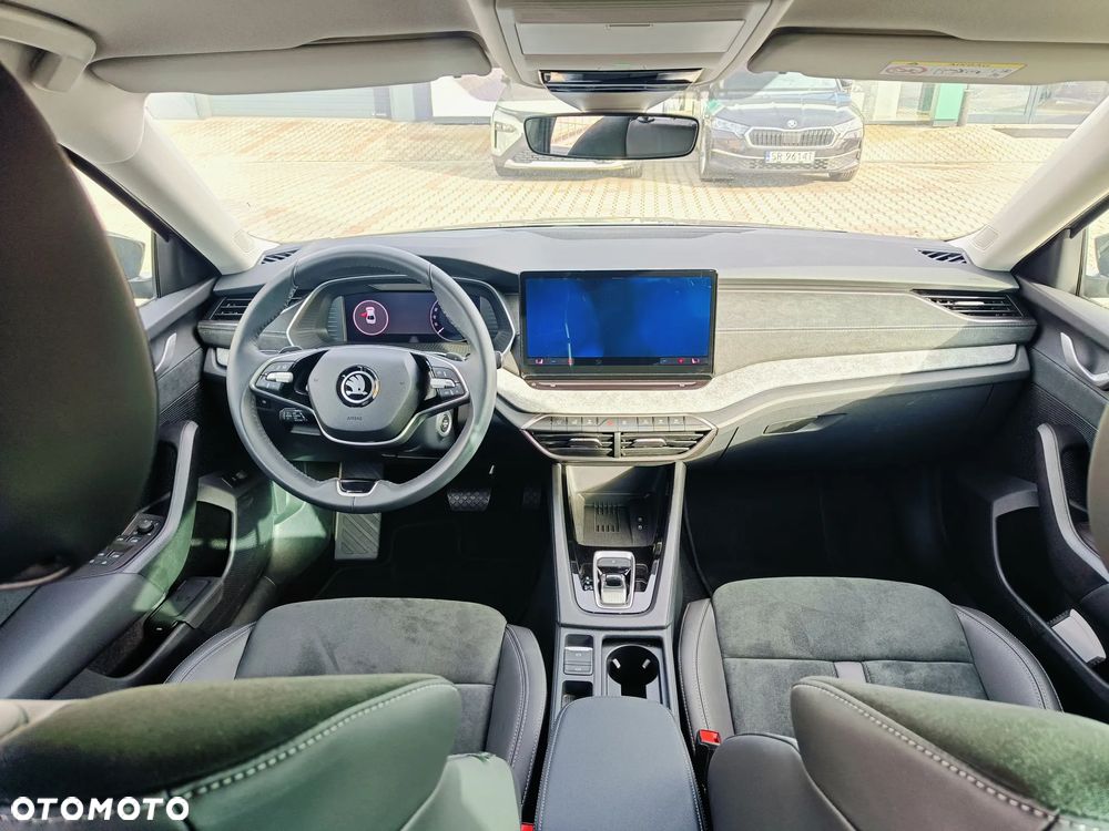 Skoda Octavia 2.0 TDI Selection DSG - 12