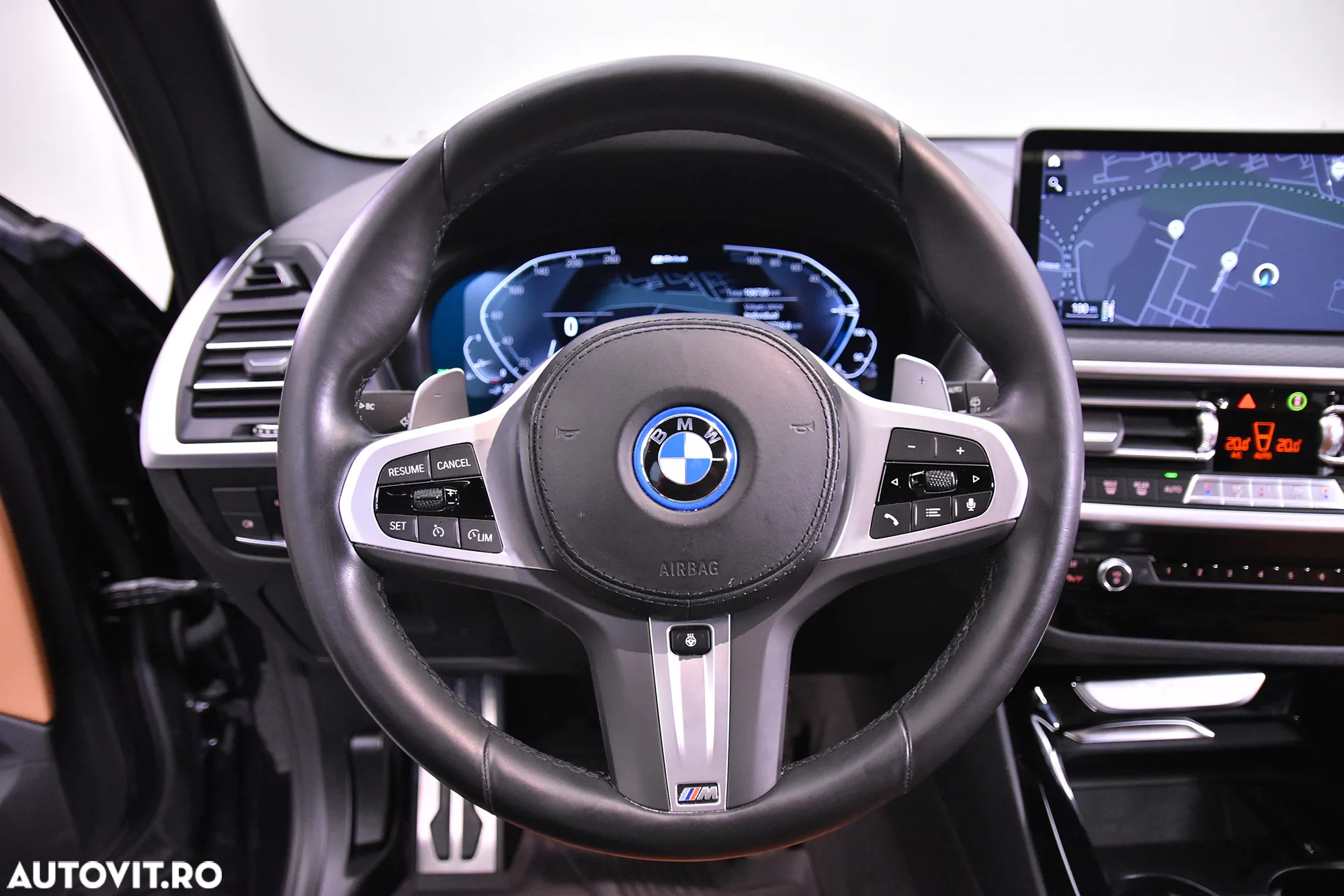 BMW X3 xDrive30e AT PHEV - 16