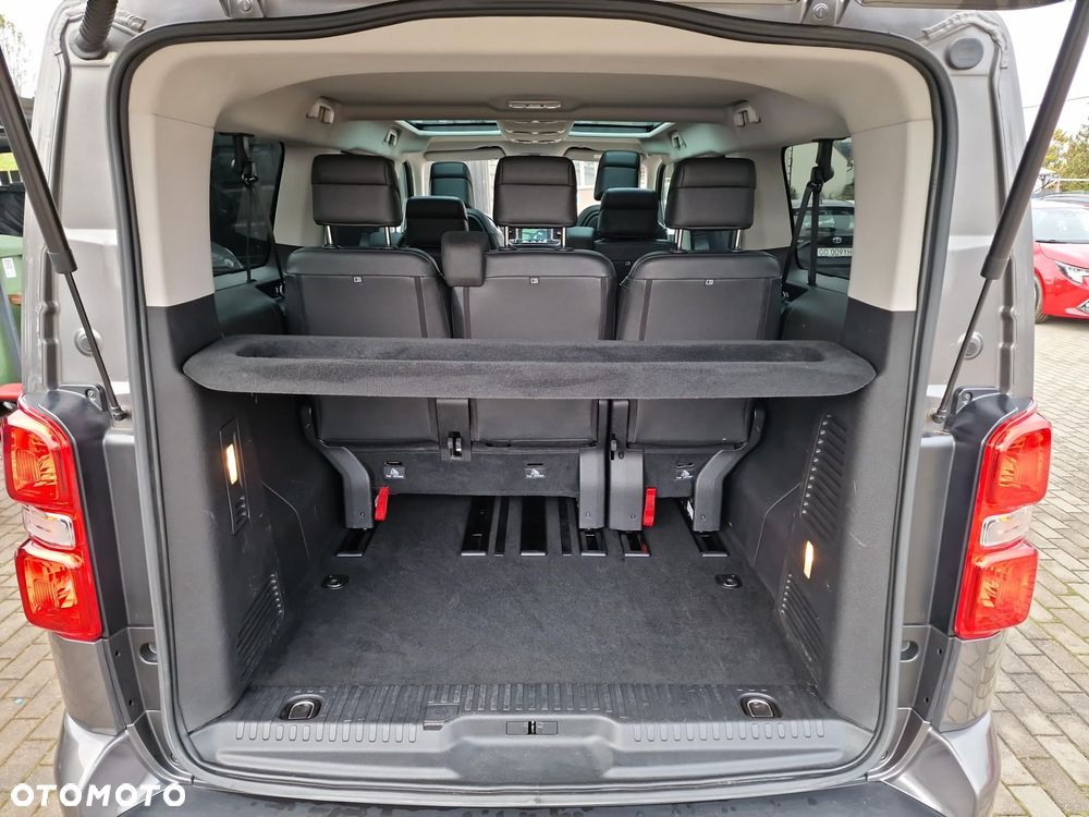 Toyota Proace Verso 2.0 D4-D Long VIP - 18