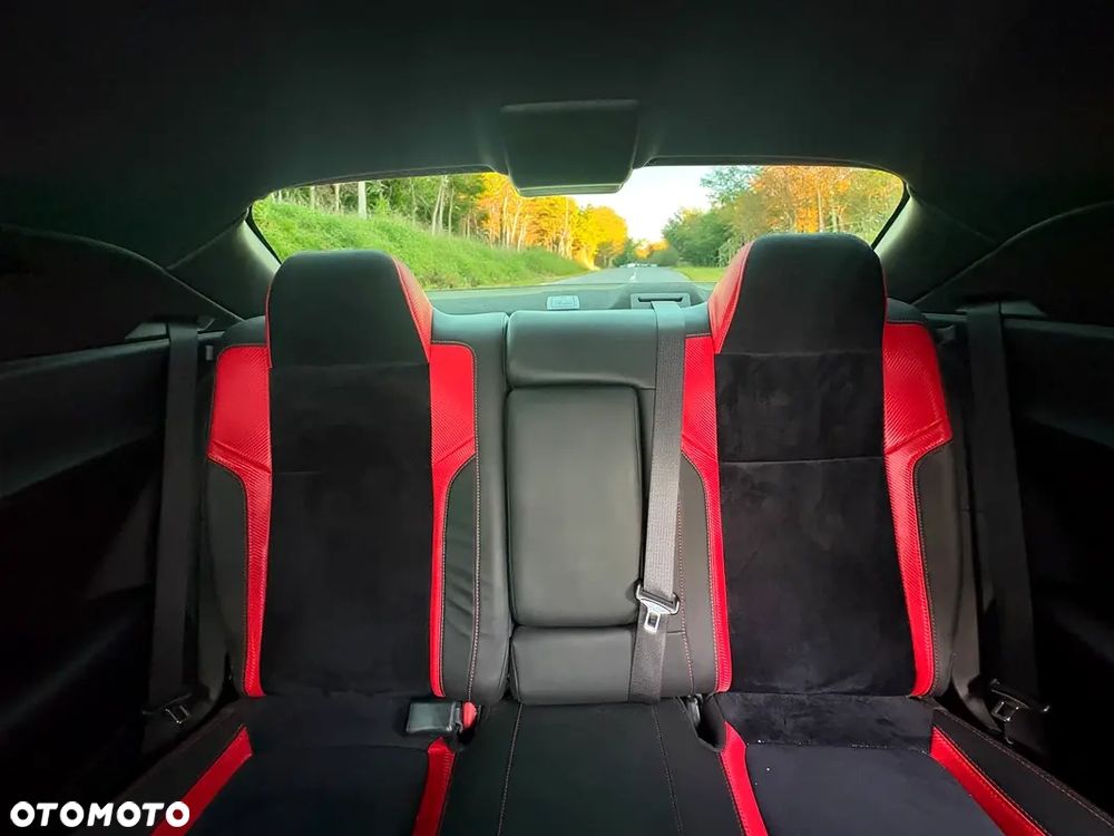 Dodge Challenger 5.7 R/T - 18