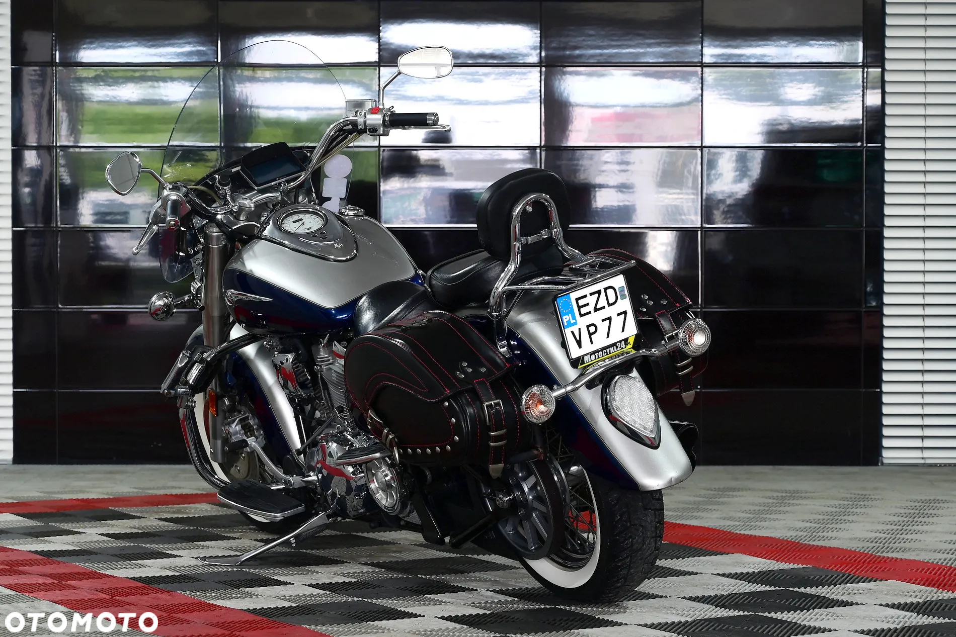 Yamaha Road Star - 3