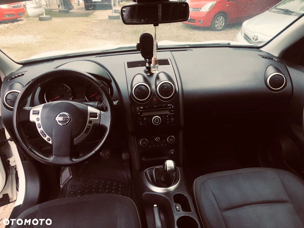 Nissan Qashqai 1.6 acenta - 11