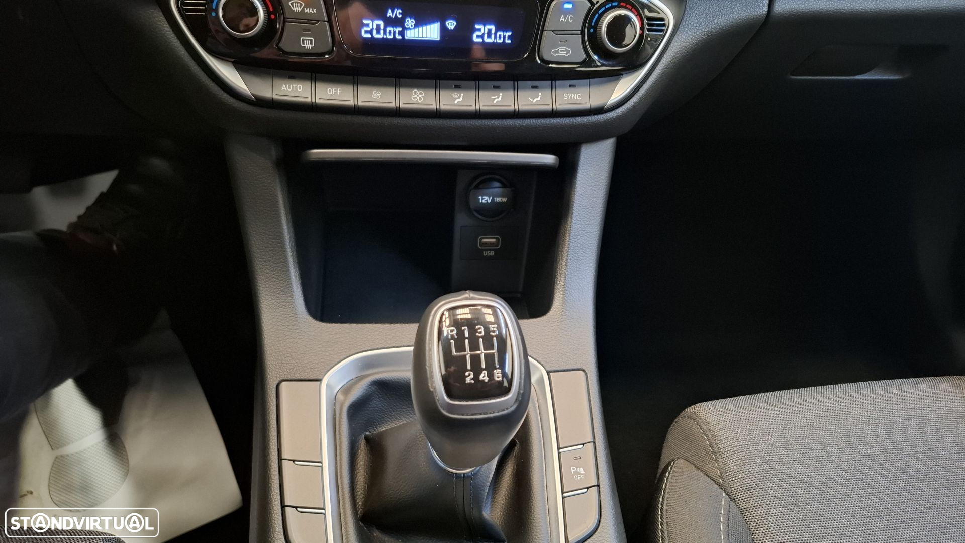 Hyundai i30 1.0 T-GDI Style Plus - 12