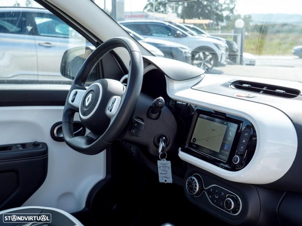 Renault Twingo E-Tech. 22 Techno - 16