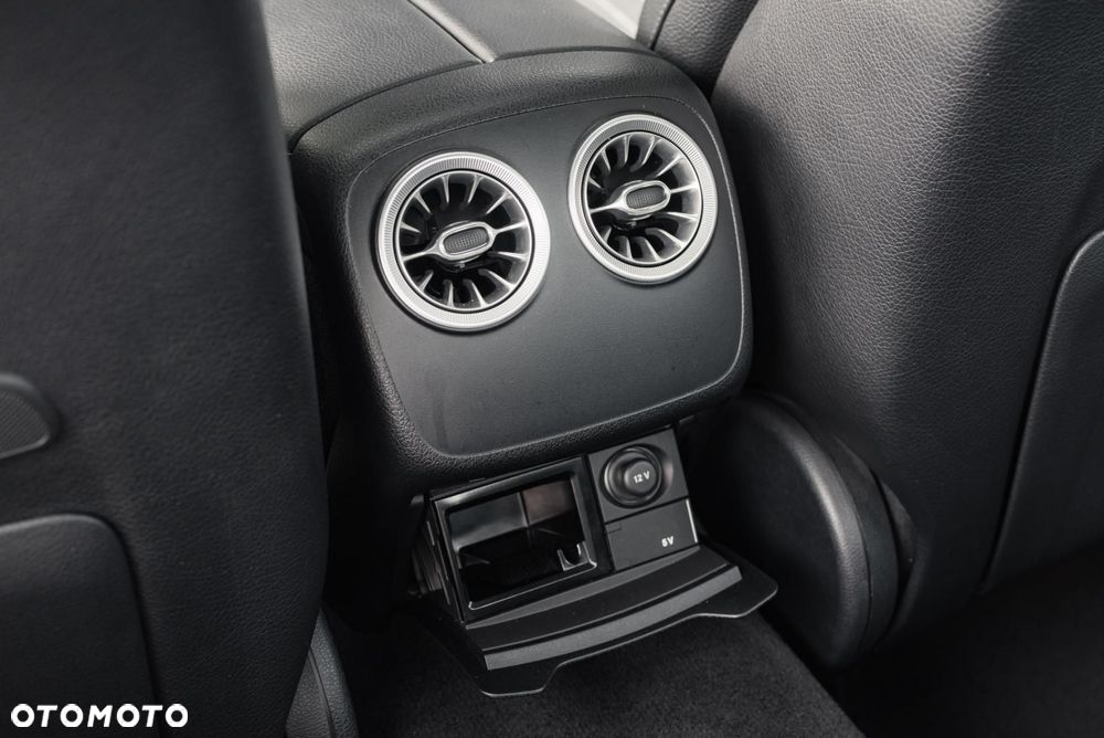 Mercedes-Benz CLS 400 d 4-Matic 9G-TRONIC - 34
