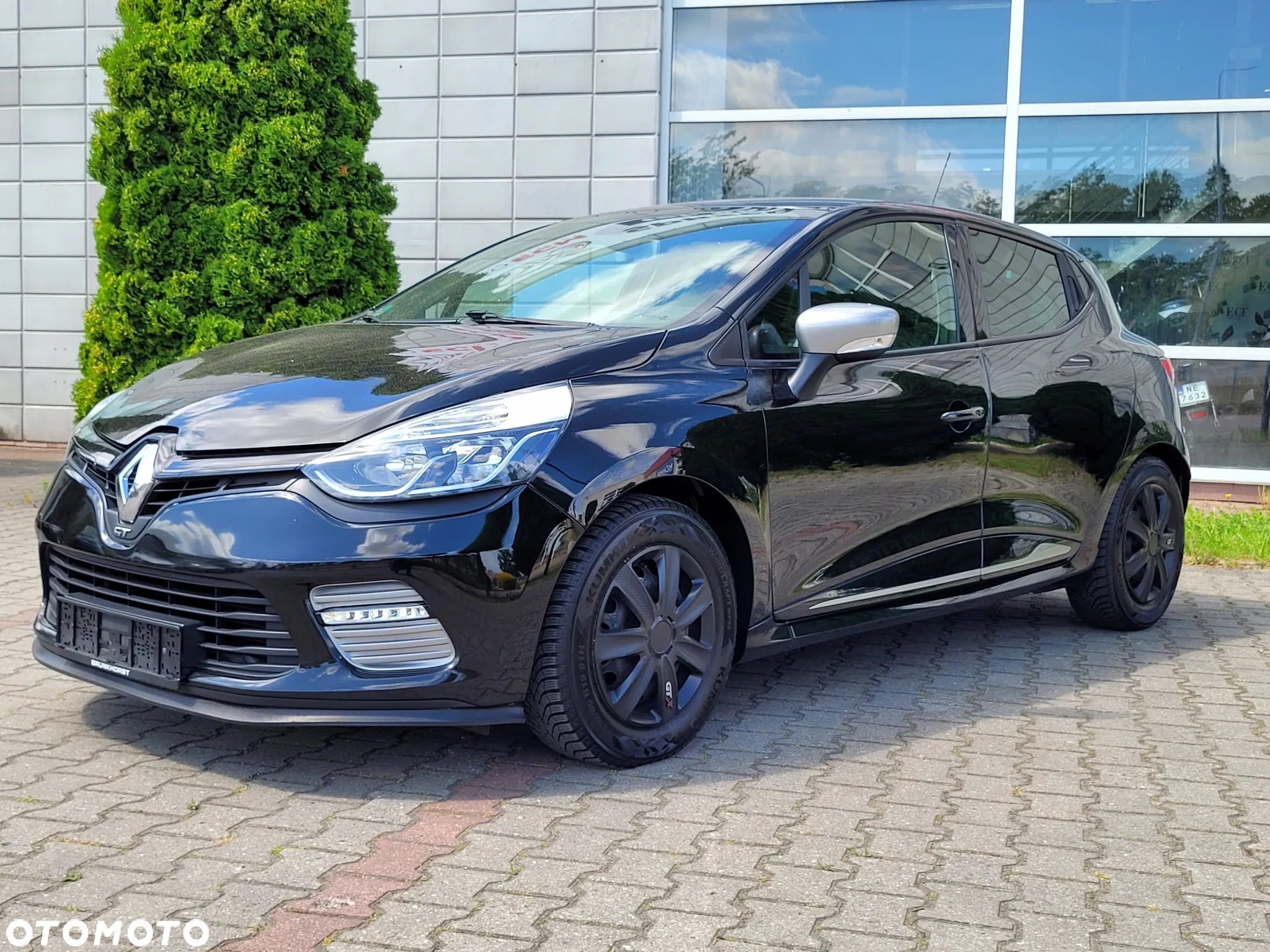 Renault Clio TCe 120 EDC GT - 10