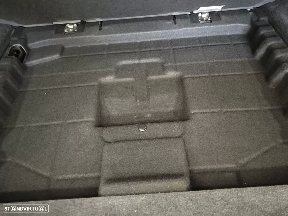 BMW 318 d Advantage - 22