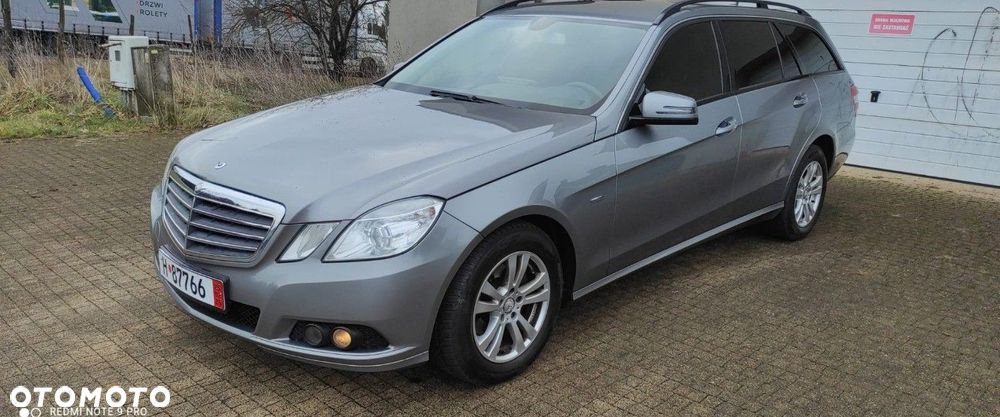 Mercedes-Benz Klasa E 200 CDI 7G-TRONIC Elegance - 3