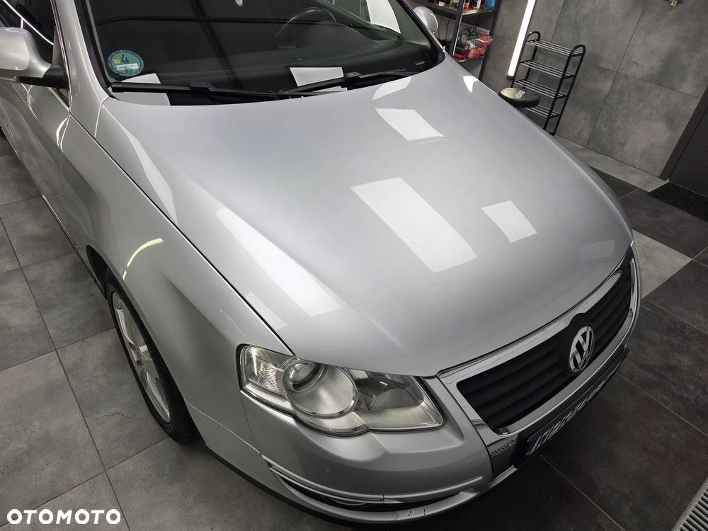 Volkswagen Passat Variant 2.0 TDI BlueMotion Technology DPF Comfortline - 23