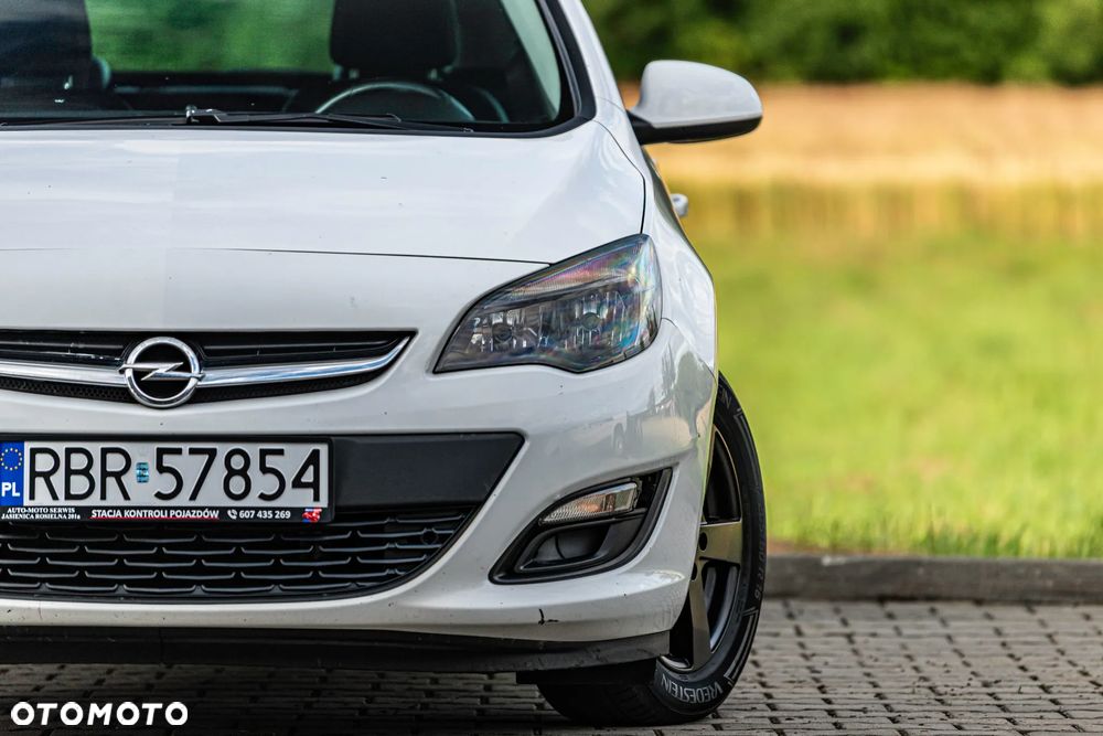 Opel Astra 1.6 Style - 11