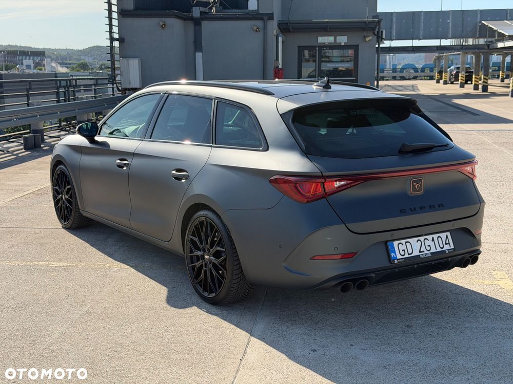 Cupra Leon Sportstourer 2.0 TSI 4Drive VZ Cup DSG - 4
