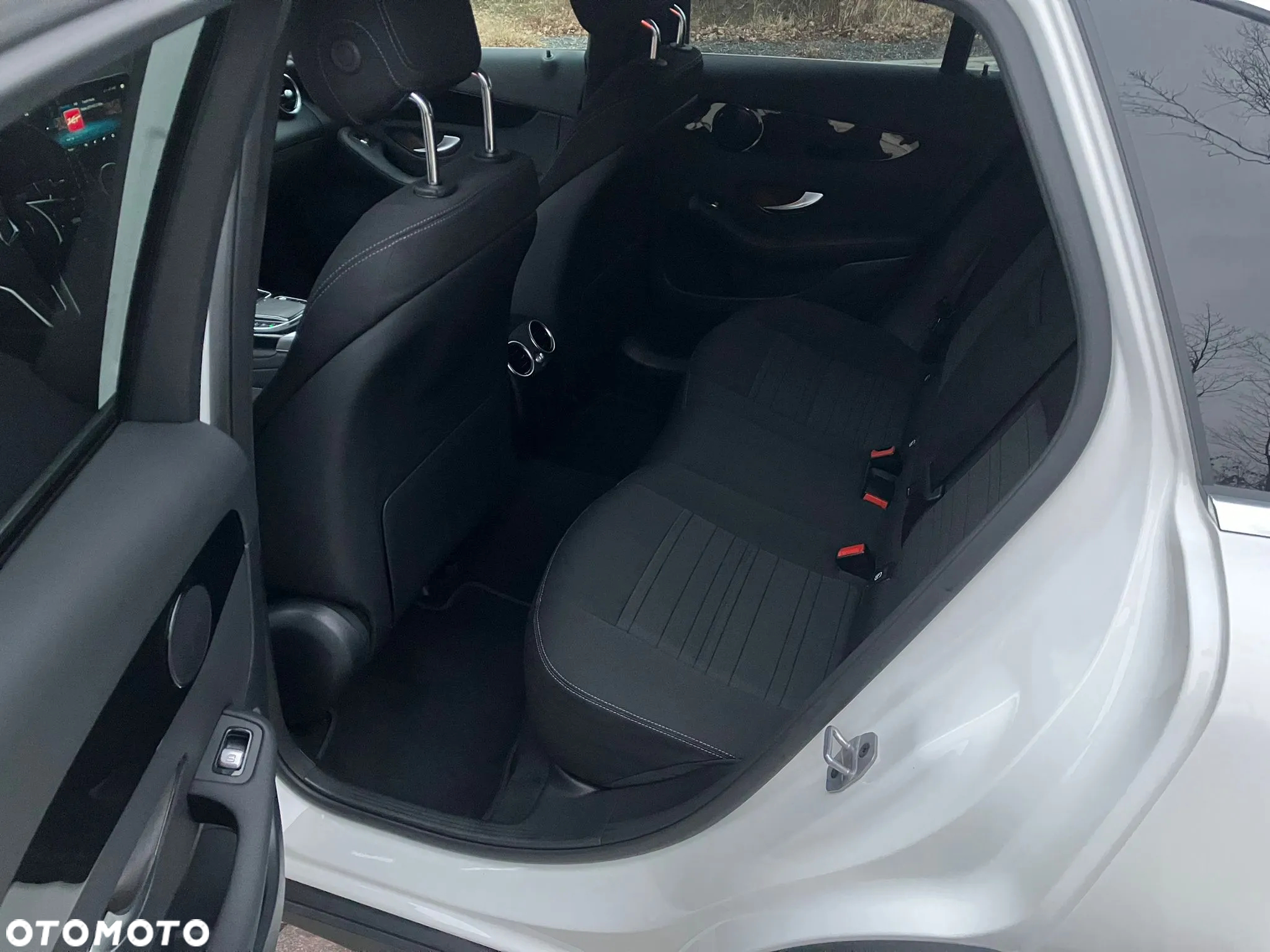 Mercedes-Benz GLC 220 d 4-Matic - 13
